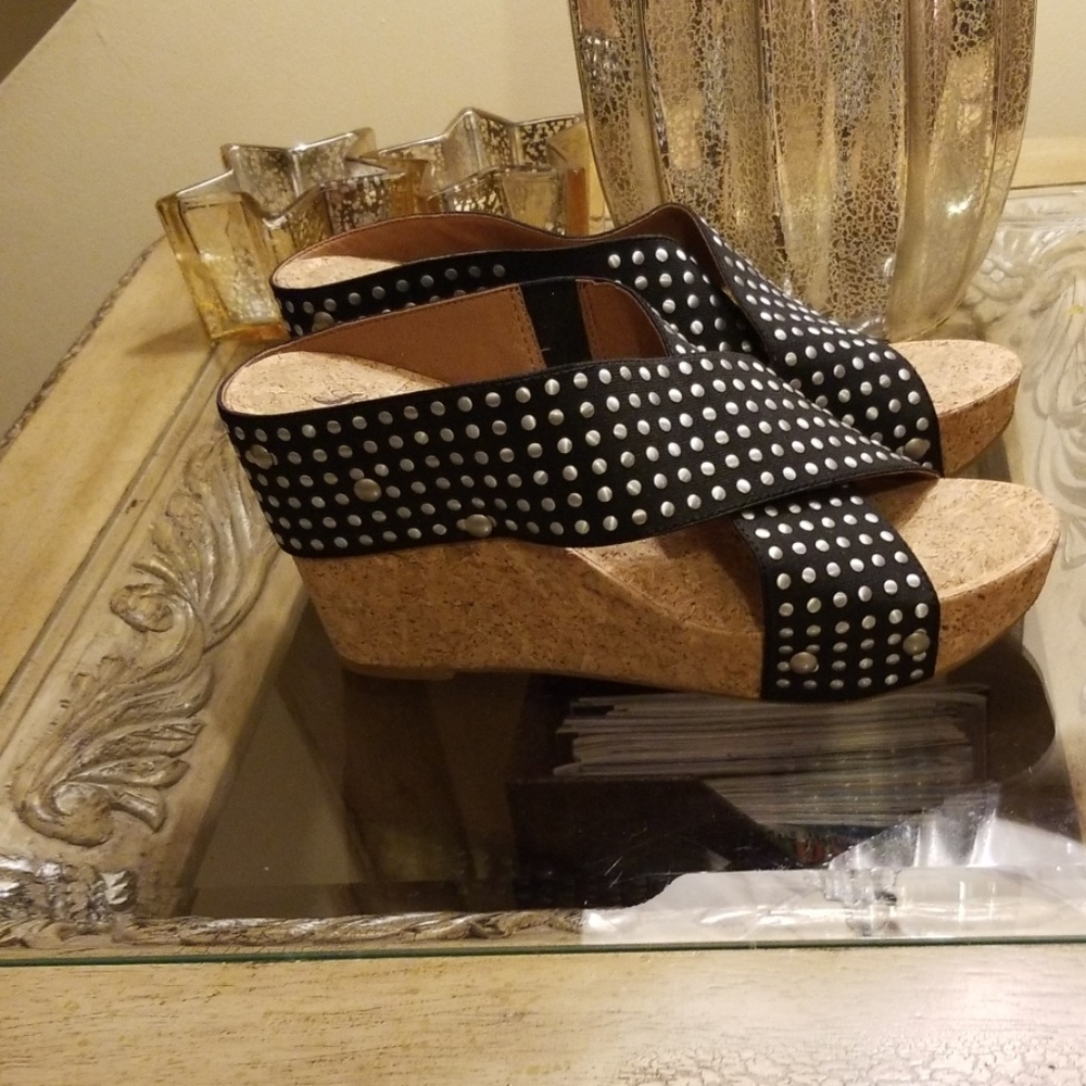 Lucky  Brand Shoes